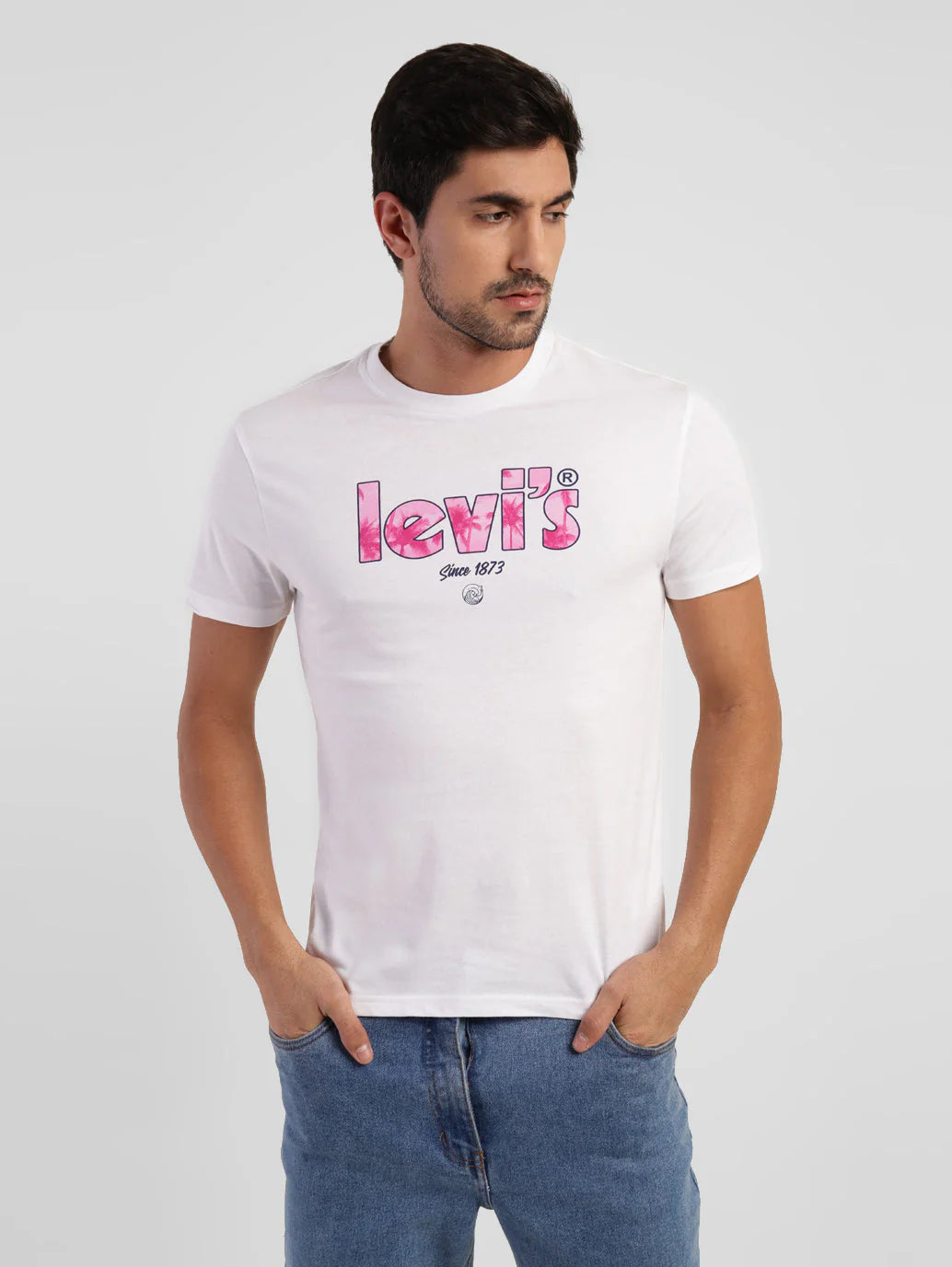 Levi’s Men's Brand Logo Slim Fit T-shirt