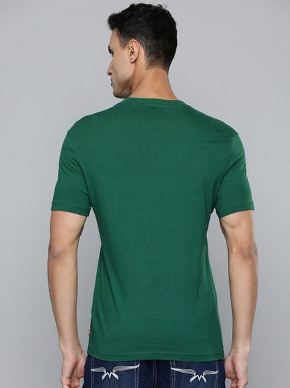 Levi's Green Pure Cotton Regular Fit Printed T-Shirt