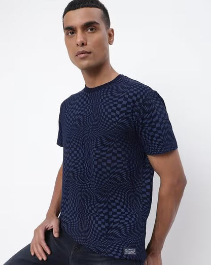 Levi's Regular Fit Geometric Print Crew-Neck T-Shirt