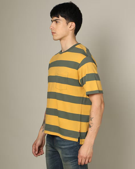 Levi’s Regular Fit Striped Crew-Neck T-Shirt