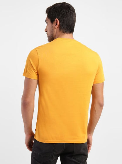 Levi's Bulbine Yellow Pure Cotton Regular Fit Printed T-Shirt