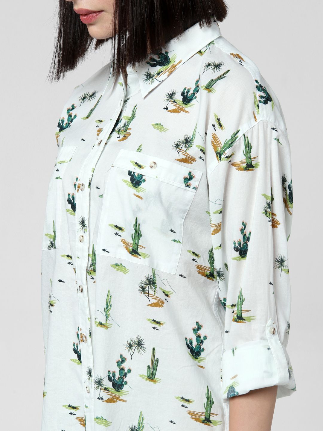 Vero Moda Women White & Green Regular Fit Printed Casual Shirt