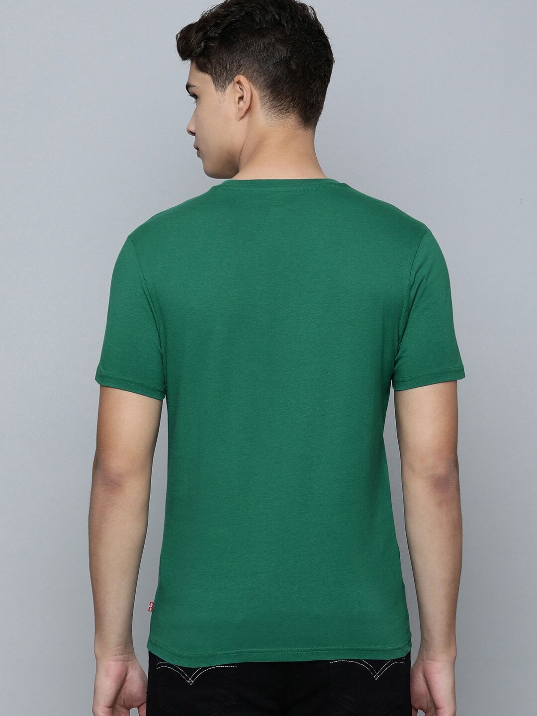 Levi's Men Printed Round Neck Pure Cotton Green T-Shirt