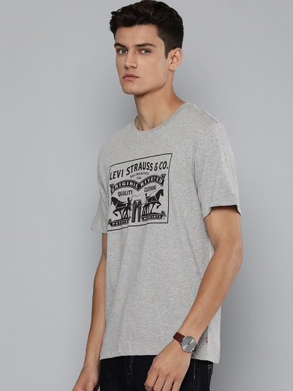 Levi's Men's Slim Fit Tee Men Graphic Print Round Neck Pure Cotton Grey T-Shirt