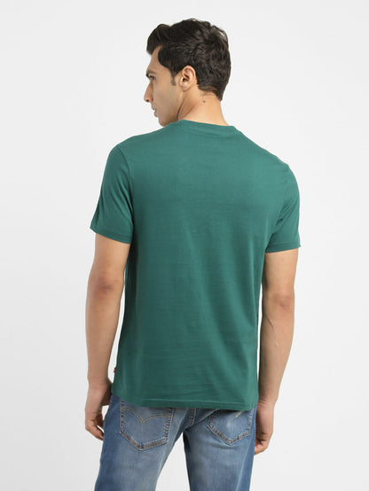 Levi’s Men Graphic Print Crew Neck Pure Cotton Green T-Shirt