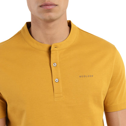 Levi's  Redloop Men Solid Henley Neck Pure Cotton Yellow T-Shirt