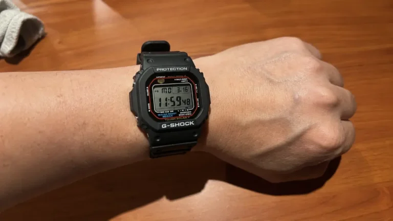 GWM5610-1 Review watch on wrist for Stylue